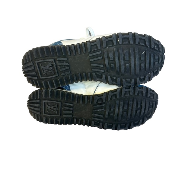 LOUIS VUITTON BLUE DENIM RUNAWAY SNEAKERS - Picture 8 of 8